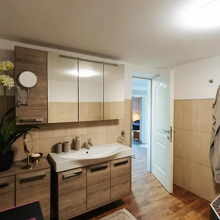 Boutique Daniela Apartment *