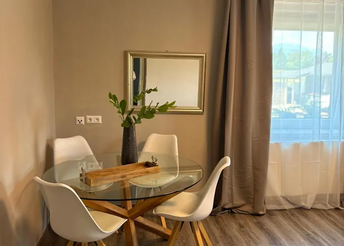 Apartmenthaus Faak פאק אם סי